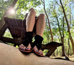 Mistressyammyboots: Padrona della foresta: sottomissione sotto le suole