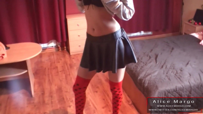 Alice Margo: Amateur anal fucking! Hot teen blonde!