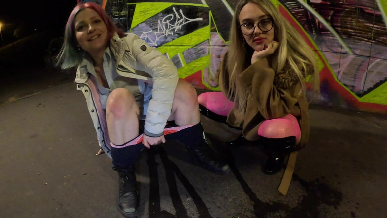 Queen_of_BDSM: 二人の愛人が口いっぱいにしっかりする!