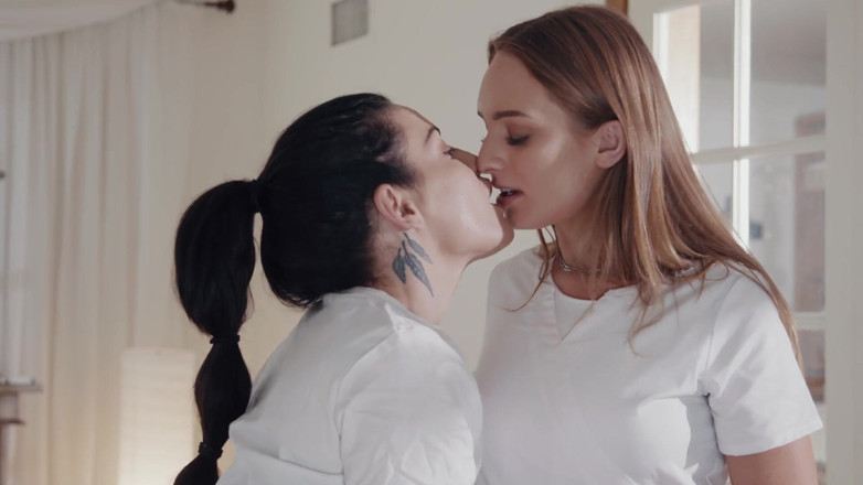 SweetheartVideo: Lesbian Anal 3_scene 1_living for Lesbian Anal