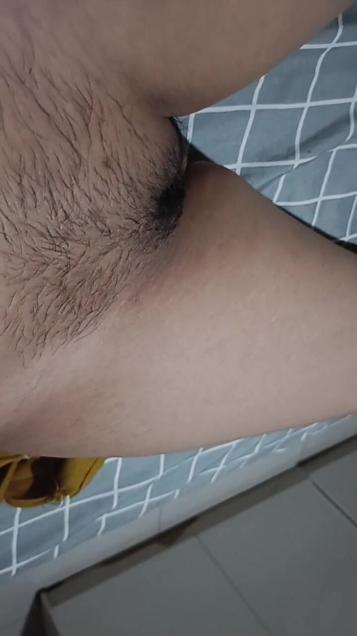 NadiaAlmer: Моя невістка мастурбує наодинці