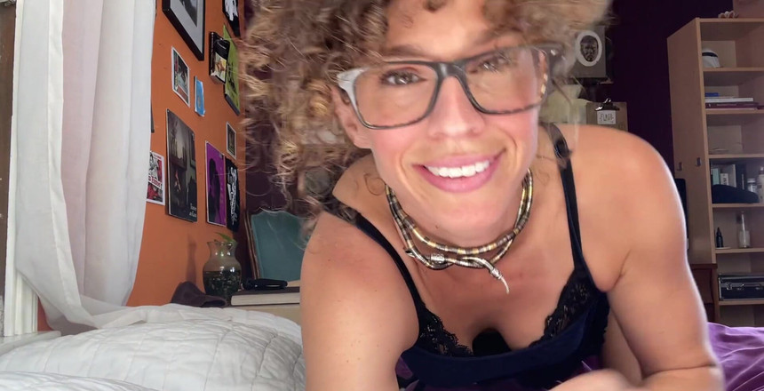 VibeWithMommy: Festeggiamo lo strano, divertiti con Esso e masturbarci! Sacco di...