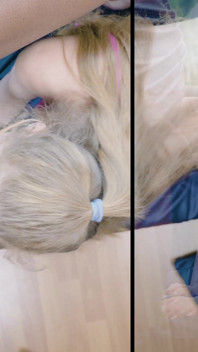 18 Plus model neukt de plug uit haar kont!