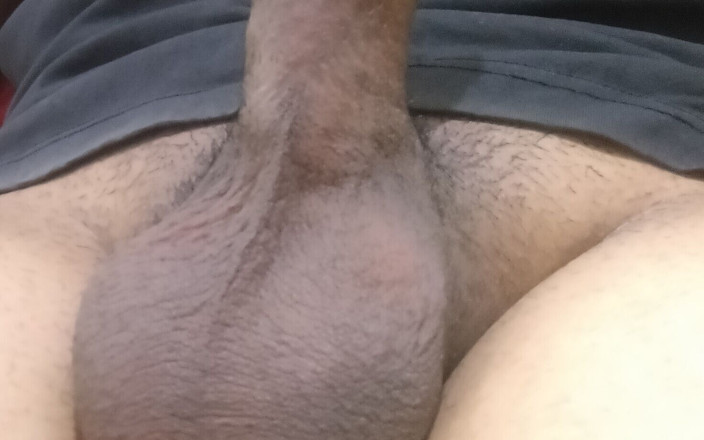 HemoShovel: Der hübsche asiatische junge masturbiert, nachdem er seine Pflicht beendet...