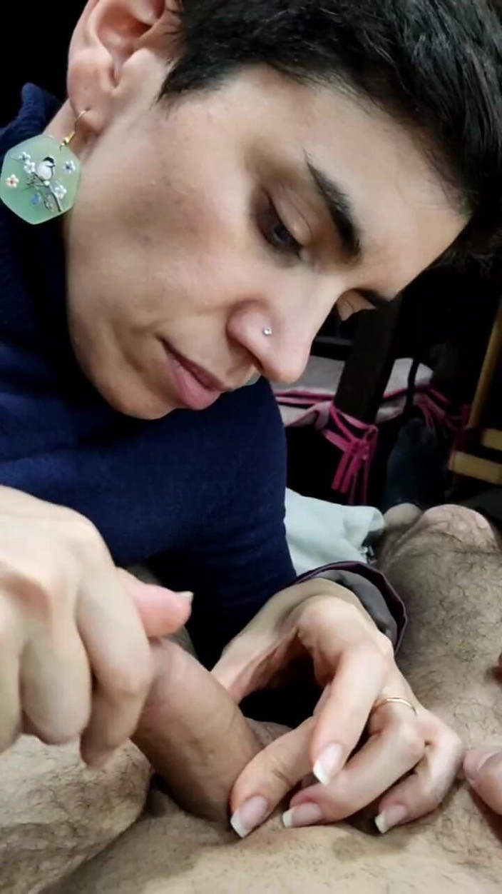 TheArtOfCum: Rapid! Ejaculare pe ciocolata ei preferată!