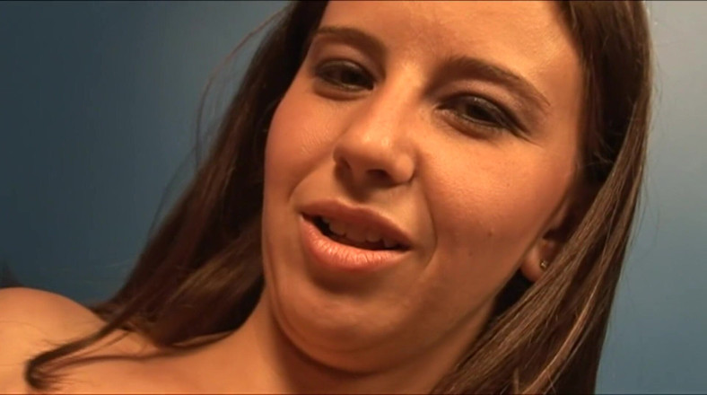 Hot Girlz: Fun teen makes big cocks cum in front of her