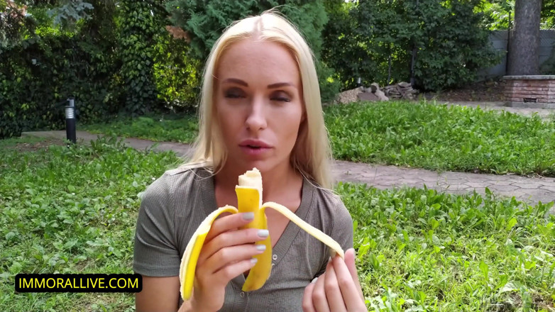 Immoral Family: Bitchy blonde takes virginity of stepbro - Hot stepsis comes home...
