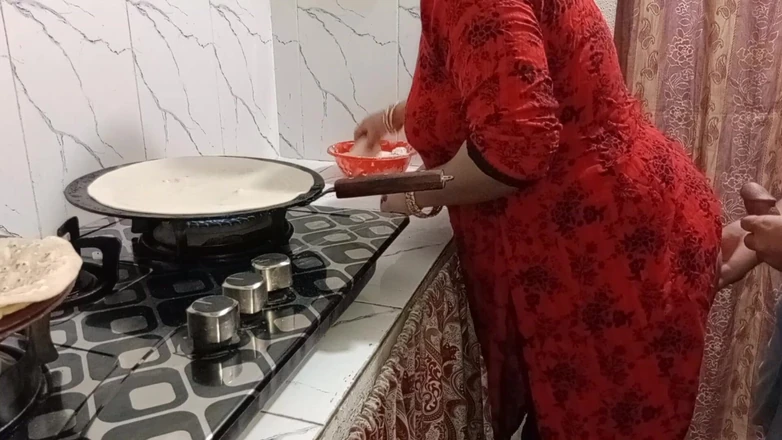QueenbeautyQB: Indian Step Mom Sex Video in the Kitchen