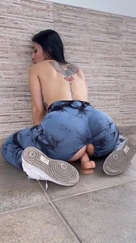 Eu Transo Um Pau Bonito Enquanto Malho E Rasgo Minhas Leggings