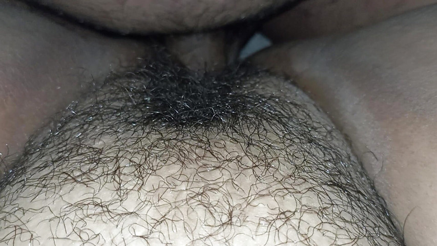 Fucking My Chubby Girlfriend Opening Her Leggs (Karmico)