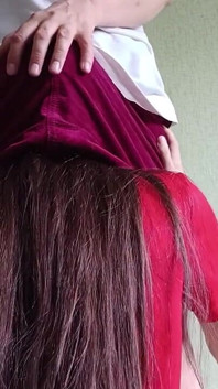 我舔我热辣继母的阴户