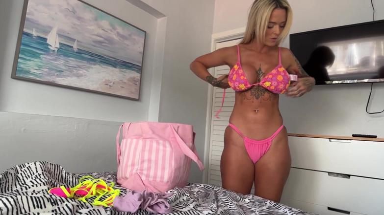 Mandy Foxxx: 비밀 유지 방법을 아는 알렉스 아담스 핫한 새엄마 - Alex Adams - Mandy Foxxx
