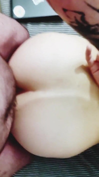 パパfucksフェムボーイに網タイツとかかと