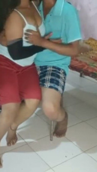 Casal indiano na vila