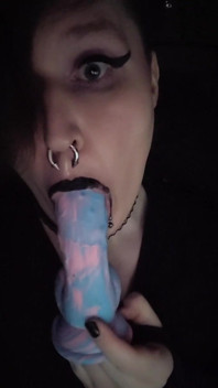 Dildo Throating