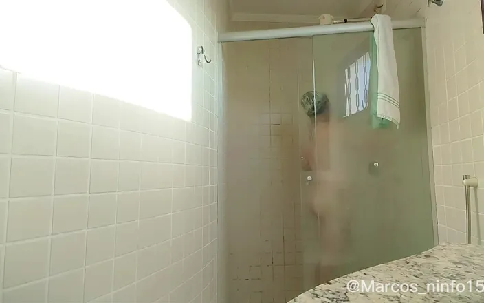 Marcosninfo: I Took a Shower Naked at the Hotel and Decided...