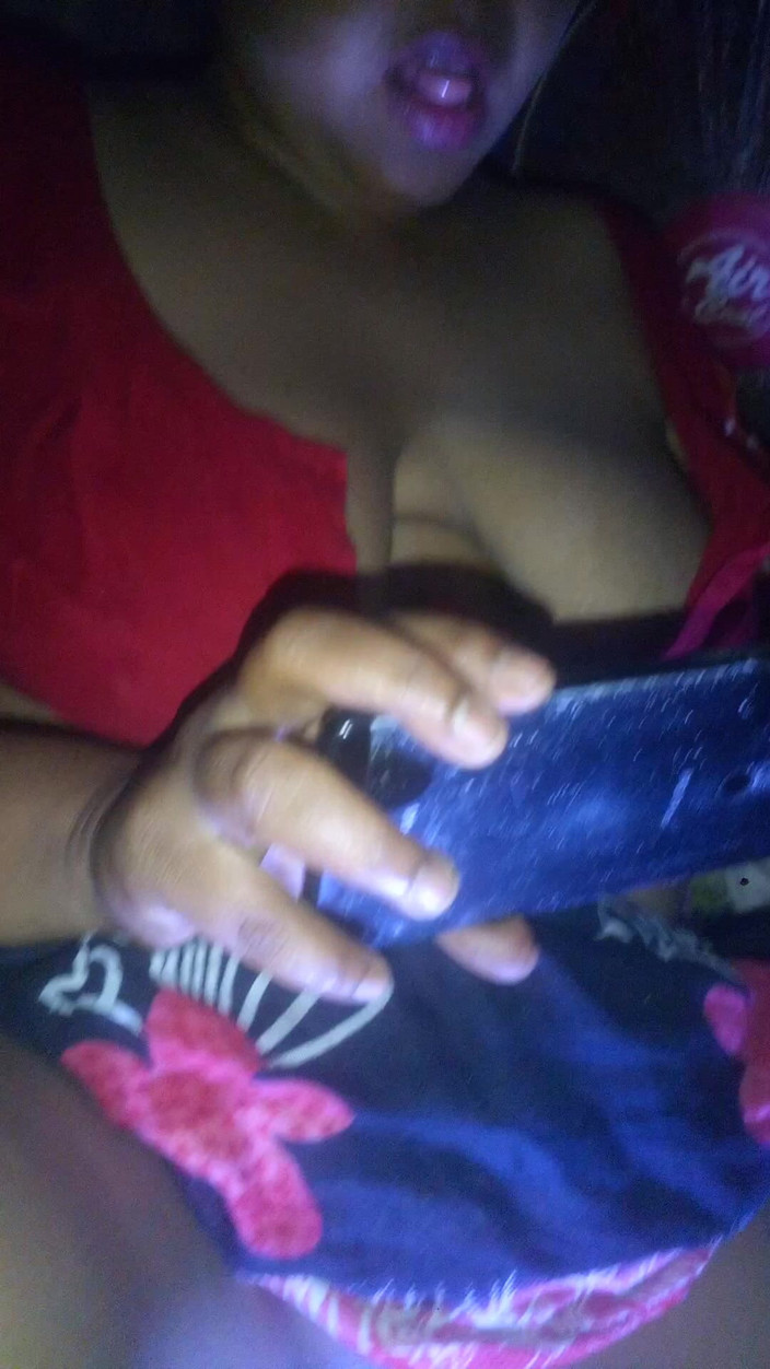 Sadia vabi: Linda mulher indiana