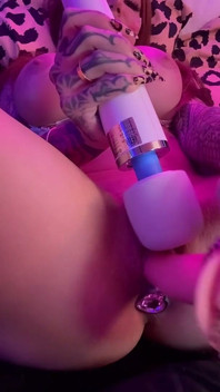Pussy Close up Masturbation with Butt Plug