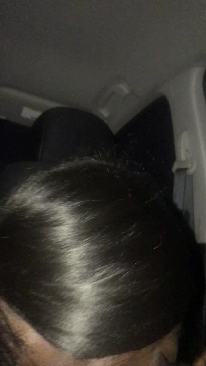 Wondahead21: Crossdresser, grosse bite, liaison automobile 