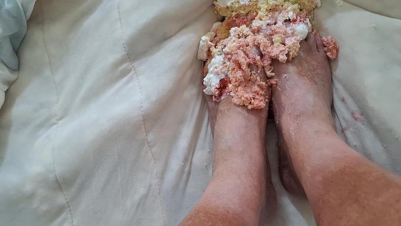 Victoria Lecherri: 足遊び好きの皆さんへ!