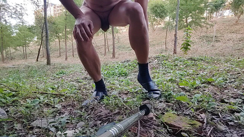 ChineseBisexual: Tempat yang bagus untuk menunjukkan telanjang