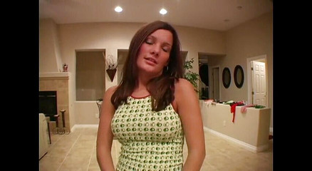 Femdom Austria: Teen vám řekne, co máte dělat se svým ptákem