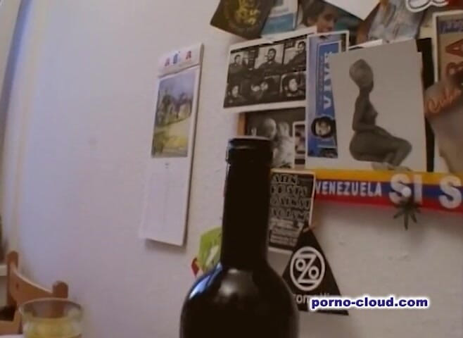 Porno Cloud: Куриющую киску долбит возбужденный ебарь