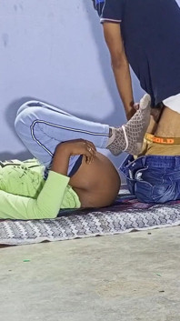 Tamil Indian College Girl Fucking in Class Room with Boyfriend