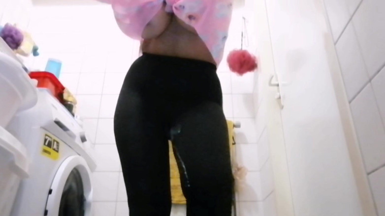 Sarah Fonteyna: Hernastras 在潮吹时用锥体