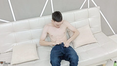 Franck: Ssanie wielkiego kutasa mojego przyrodniego brata, aż tryska na twarz -...