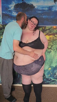 SSBBW 下着姿まで脱ぐ パート1