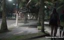 Amateurs videos: Un grup de prieteni face curvă pe străzile de pe...