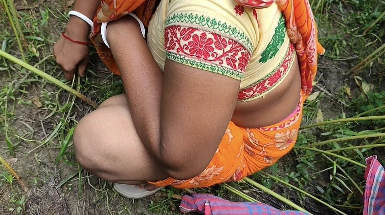 Dogrupali69: Me and My Husband in the Garden