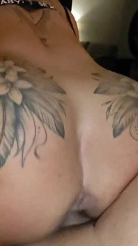 Danaxmuscles doen een ongelooflijke diep in keel.