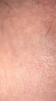 체크 아웃합시다. 여자가 꾸준히 그녀의 아이폰에 충실하는 경우 후장 냄새와 맛은 어떻게합니까?