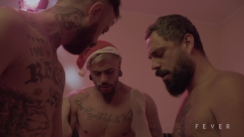 Fever Films: Gangbang e scopata anale con una calda MILF | ho ho...