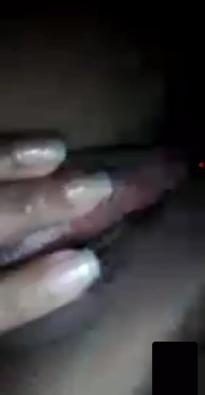 Hot hot video: 인도 섹시녀 영상 통화 보지