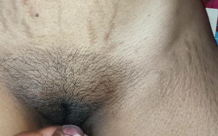 Nehakumari12398: 热辣的 Neha bhabhi 德西胸部
