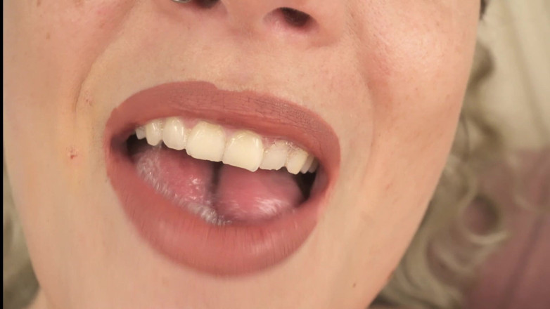 Sasha Curves: Giantess define uma pequena armadilha