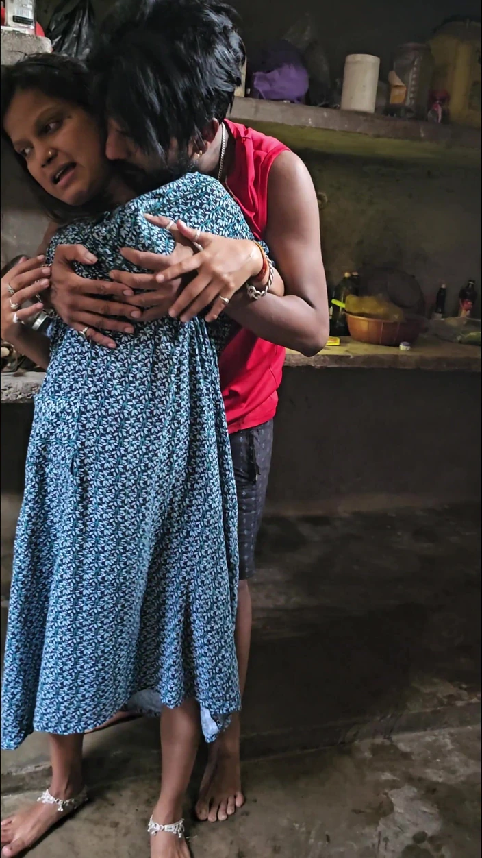 Aalox: Desi Village Girlfriend Boyfriend Real Homemade Fucking in Indian Village