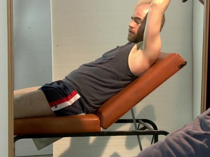 Butch Dixon: Піт у місцевому тренажерному залі