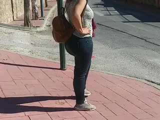 Risky blowjob from stranger on bus