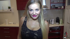 Get your knees Dirty: Candy Alexa