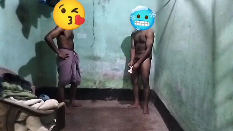 Desi Tits: 誕生日 継子に本当の快感を与えるセックスドール ゲイポルノ パート1