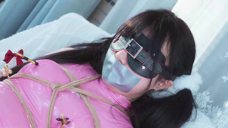 Aisan girl bondage: Ms17-użyj taśmy kanałowej, aby wymiotować dziewczynę i podjąć jej walkę