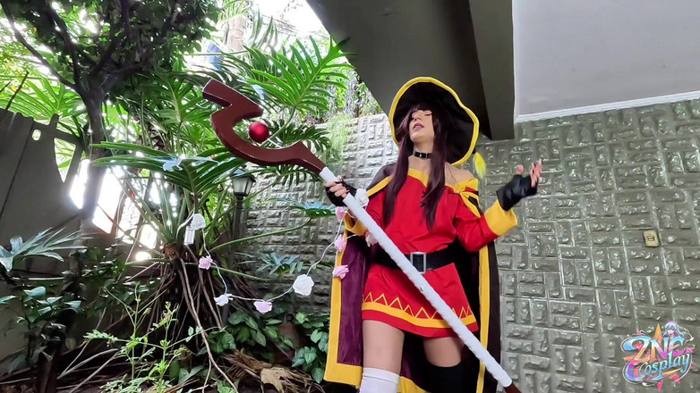 QroZne Studios: Zne 코스플레이 - 코노수바 피트의 메구민 와이푸주이스 & Qrozne