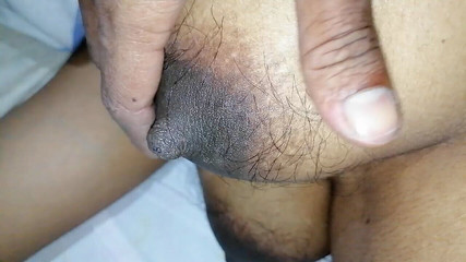 Sweety In Bed: Indianas sexy mostram seu corpo inteiro antes de foder