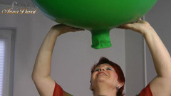 Anna Devot: Mega Balloon Blow-up