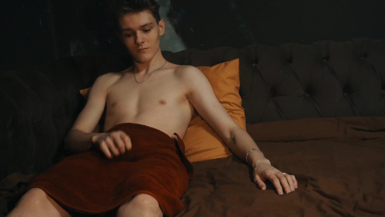 HotDogs studio: Compañeros de cuarto decidieron ampliar su noche con sexo anal...