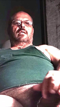 Gut bestückt und stark, butch schießt HD
